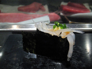 shirasu maki sushi 2051 300x225 1